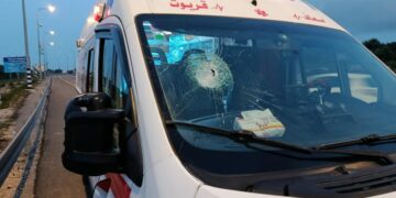 نابلس کے قریب آباد کاروں کی ایمبولینس پر توڑ پھوڑ، امدادی عمل متاثر