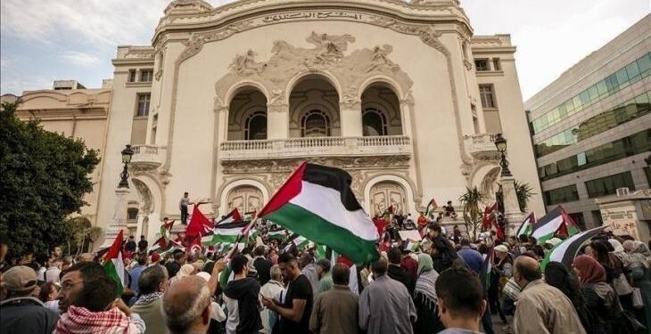 تونس میں فلسطینی اسیران کے خلاف ظالمانہ قانون کیخلاف مظاہرے