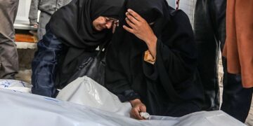 غزہ کی بیواؤں کی عید، جدائی اور بے گھری کے سائے میں خوشیاں ماند پڑ گئیں