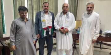 فلسطین فاؤنڈیشن کے وفد کی پیپلز پارٹی رہنما سید ظہیر شاہ سے پشاور میں ملاقات