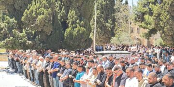 مسجد اقصیٰ میں روح پرور مناظر، ہزاروں نمازیوں کی جمعہ کی ادائیگی