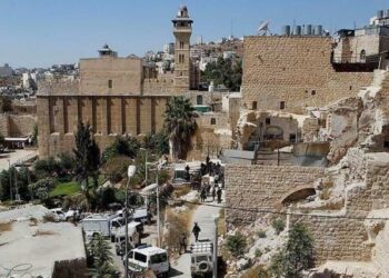 مسجد ابراہیمی میں سائبان کی مسماری پر اسلامی اوقاف کا شدید احتجاج
