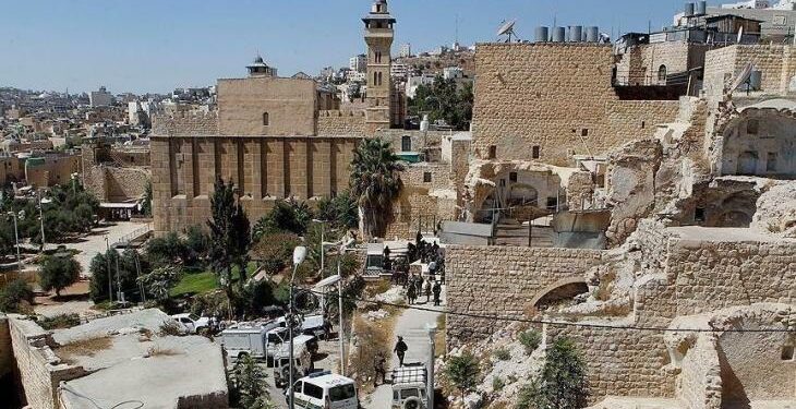 مسجد ابراہیمی میں سائبان کی مسماری پر اسلامی اوقاف کا شدید احتجاج