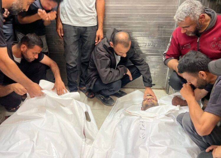 غزہ: مسلسل کشیدگی میں شہادتوں کا مجموعی عدد 73 ہزار تک پہنچنے کے قریب