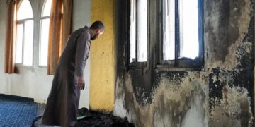 یہودی آباد کاروں کی کارروائی، رام اللہ میں مسجد نذرِ آتش
