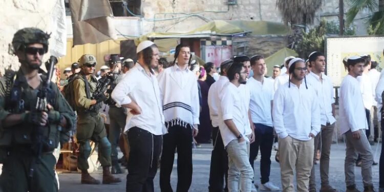 رام اللہ میں یہودی آبادکاروں کی فائرنگ، 3 فلسطینی زخمی