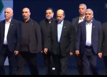 حماس قیادت کی شہید آیت اللہ علی خامنہ ای کی آخری رسومات میں شرکت