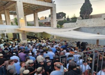 مسجد اقصیٰ پر آبادکاروں کا بڑا دھاوا، ایک ہزار سے زائد یہودی آبادکار داخل