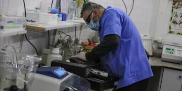غزہ میں طبی سامان کا بحران، لیبارٹریز اور بلڈ بینکس کی بندش کا خدشہ