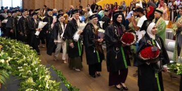 پاکستان میں فلسطینی طلبہ کی تعلیمی کامیابی، 38 طلبہ نے ڈگریاں مکمل کر لیں