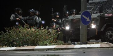 مغربی کنارے میں اسرائیلی کارروائیاں جاری، 13 فلسطینی گرفتار، اسکول بھی مسمار
