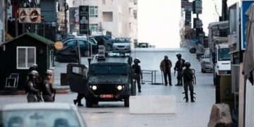 قابض اسرائیلی فوج کی قلندیا کیمپ میں کارروائی، 3 فلسطینی زخمی