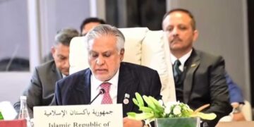 اسحاق ڈار ایک روزہ دورے پر اردن روانہ، القدس اجلاس میں پاکستان کی نمائندگی کریں گے