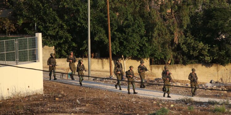 حماس: فلسطینی قوم قابض اسرائیلی حملوں کے جواب میں متحد ہو جائے