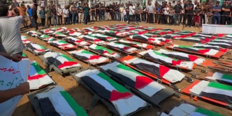 غزہ میں 112 شہداء کی سب سے بڑی اجتماعی نمازِ جنازہ ادا