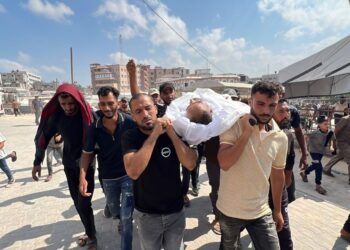 وسطی غزہ میں اسرائیلی فضائی حملہ، ایک فلسطینی شہید اور کئی زخمی