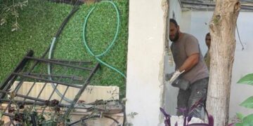 قابض اسرائیل کا جبری اقدام، جبل المکبر میں فلسطینی خاندان تین گھر مسمار کرنے پر مجبور