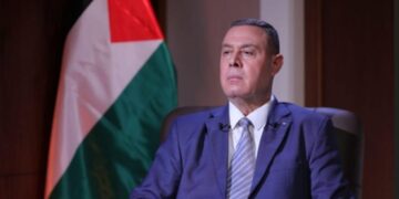 خلیل الحیہ کا فلسطینی سفیر دیاب اللوح کی وفات پر اظہارِ تعزیت