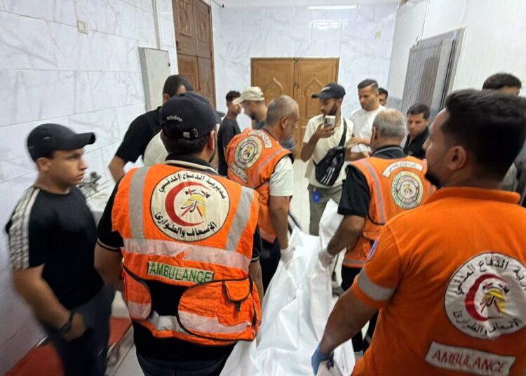 غزہ میں اسرائیلی بمباری، 8 فلسطینی شہید، کئی افراد زخمی