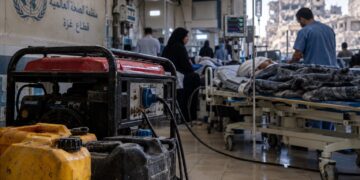 غزہ میں ایندھن کا بحران سنگین، صحت کا باقی ماندہ نظام بھی خطرے میں