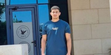 مغربی کنارے کے گاؤں قلقیلیہ پر یہودی آبادکاروں کا حملہ، فلسطینی نوجوان شہید