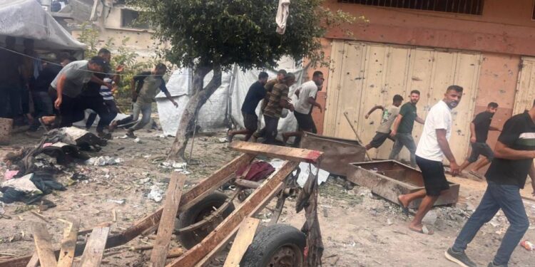غزہ پر اسرائیلی بمباری، خاتون سمیت 8 فلسطینی شہید، متعدد زخمی
